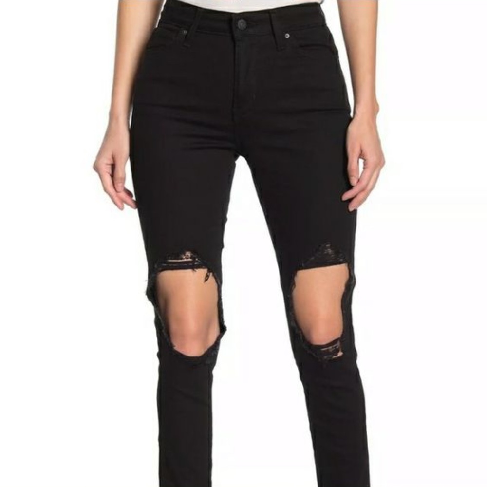 Black Levi's 721
